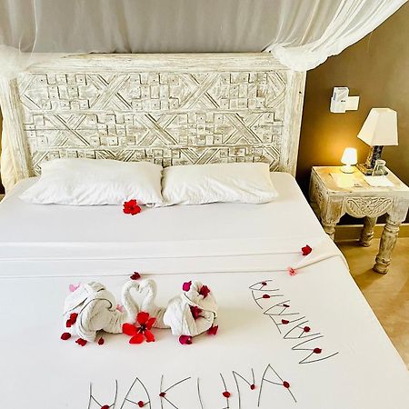 Nyumba Ya Afrika Bed and Breakfast Watamu Eksteriør billede