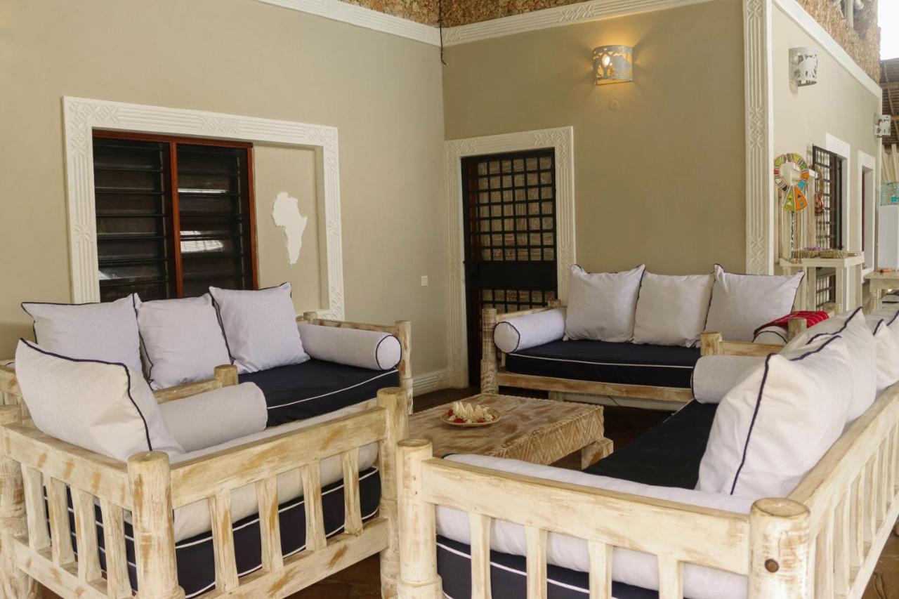 Nyumba Ya Afrika Bed and Breakfast Watamu Eksteriør billede