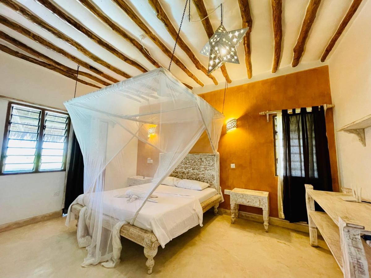 Nyumba Ya Afrika Bed and Breakfast Watamu Eksteriør billede
