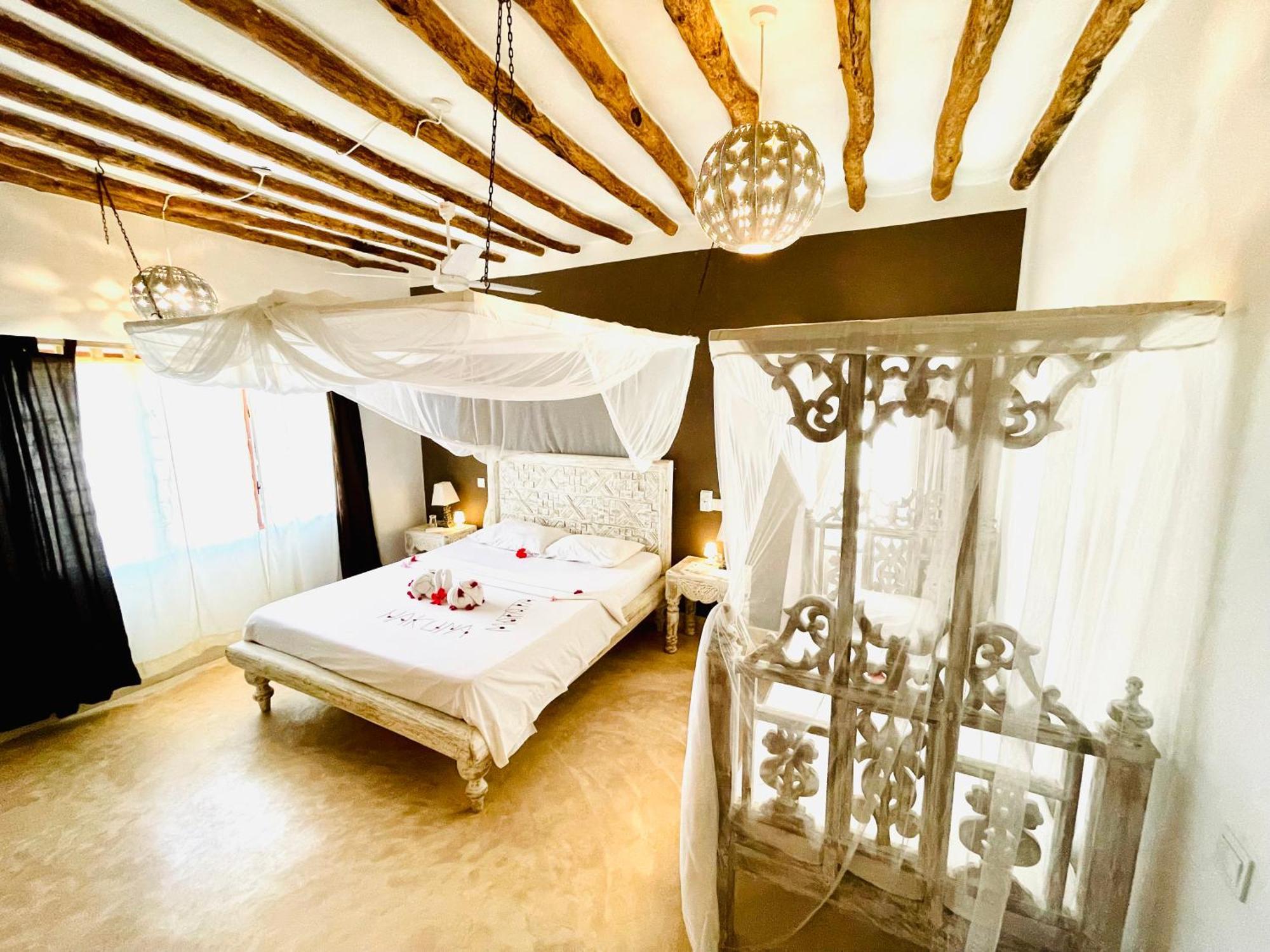 Nyumba Ya Afrika Bed and Breakfast Watamu Eksteriør billede